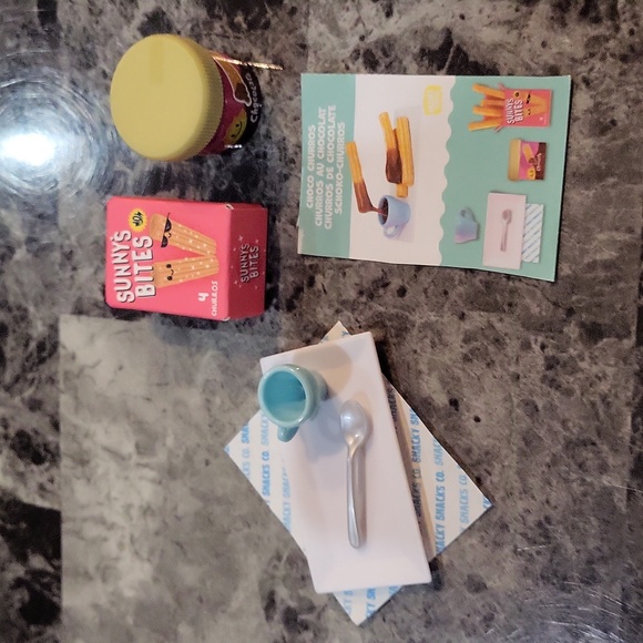 Miniverse Make It Mini Cafe Choco Churros - Picture 2 of 4